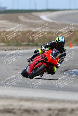 media/May-25-2025-Lets Ride (Sun) [[0ff033e448]]/B Group/1220pm (Riverside)/